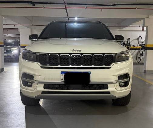 JEEP COMMANDER 2.0 TD380 TURBO DIESEL OVERLAND AT9 JEEP COMMANDER 2.0 TD380 TURBO DIESEL OVERLAND AT9